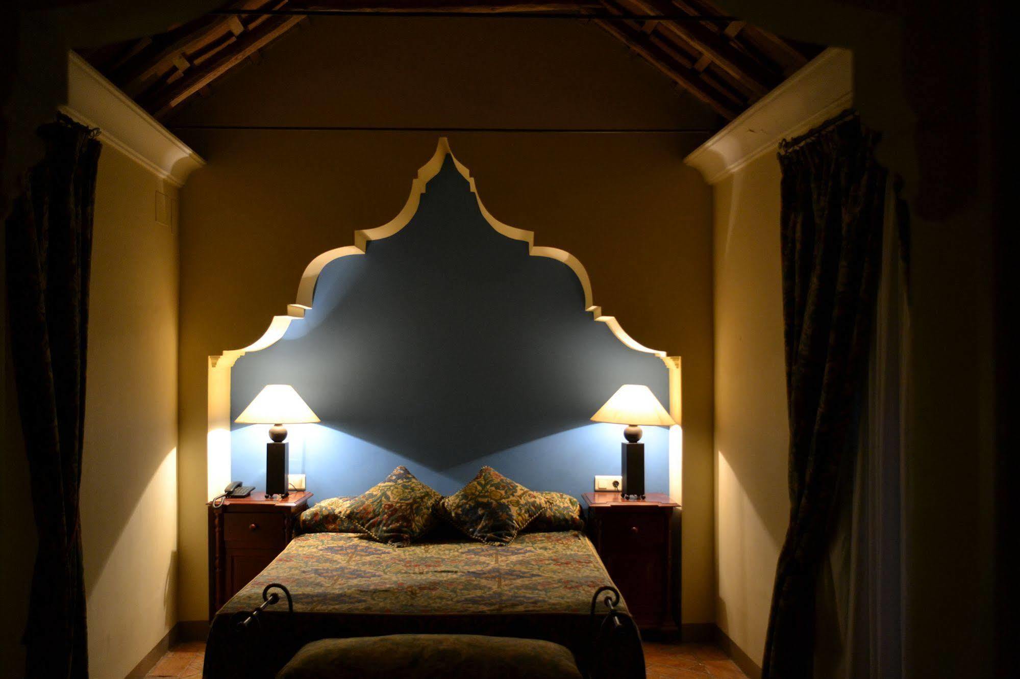 Granados Palacio Boutique Hotel Écija Eksteriør bilde