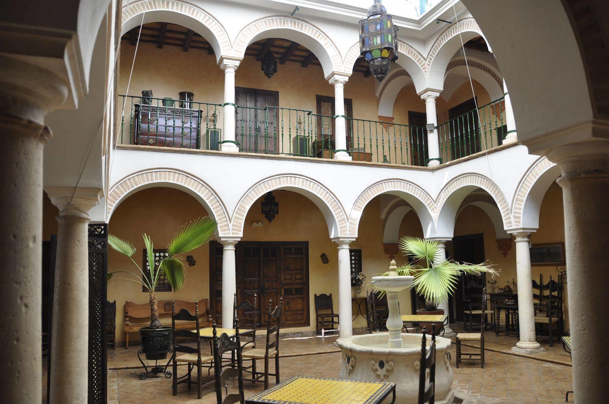 Granados Palacio Boutique Hotel Écija Eksteriør bilde