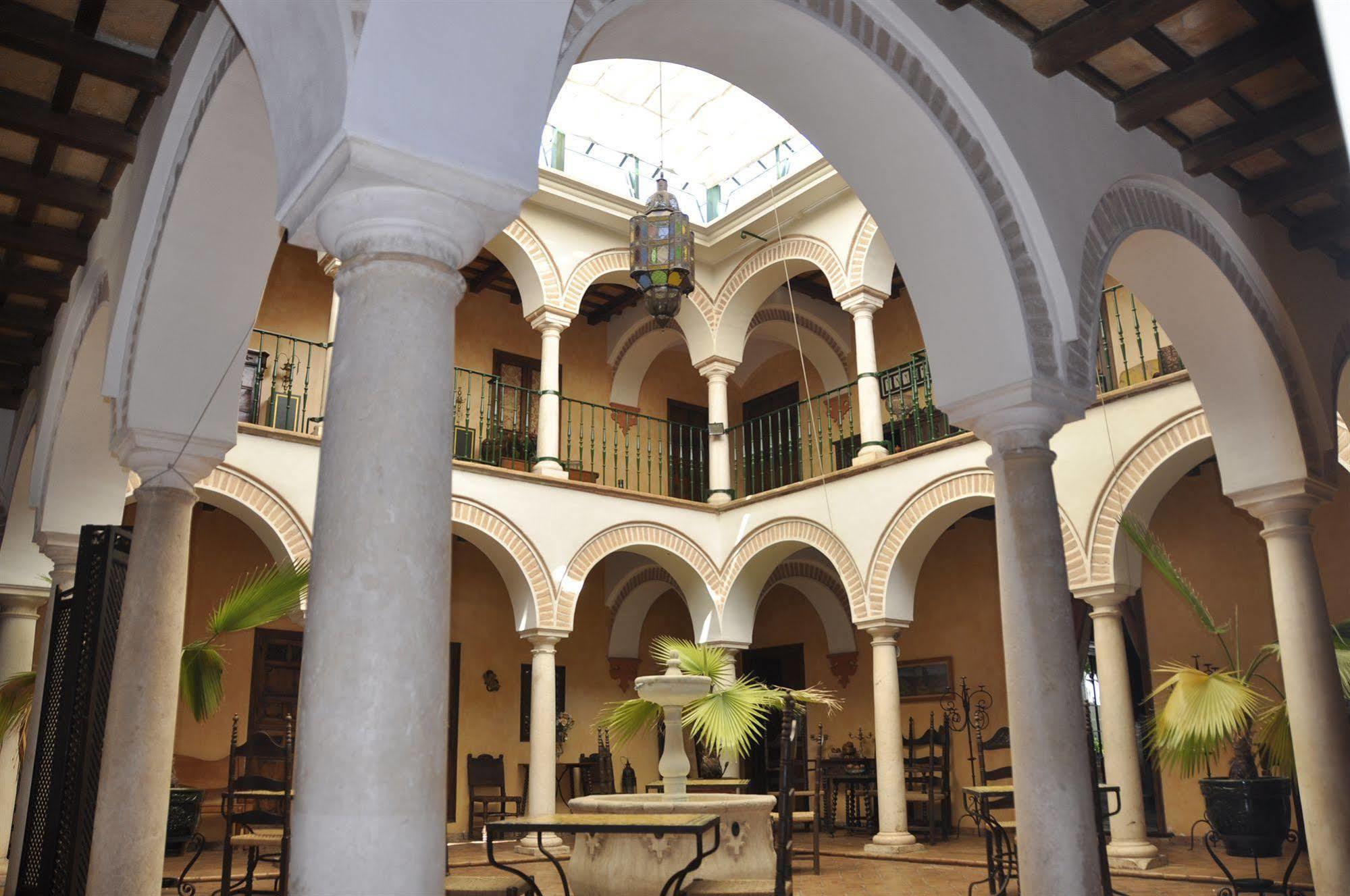 Granados Palacio Boutique Hotel Écija Eksteriør bilde
